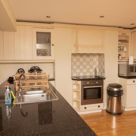 The Angel Place Hideaway - Fair 4Bdr House With Terrace Λονδίνο Εξωτερικό φωτογραφία