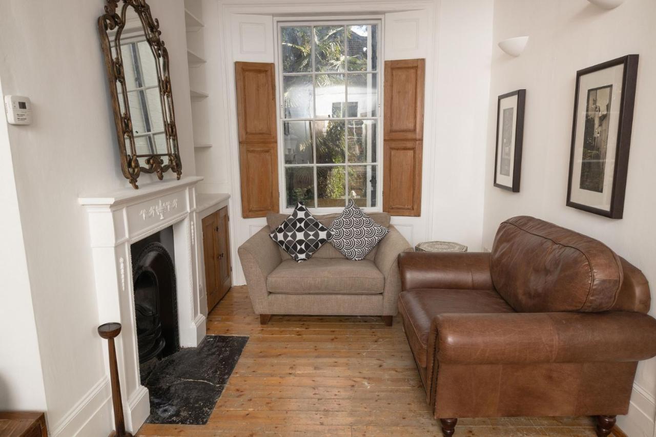 The Angel Place Hideaway - Fair 4Bdr House With Terrace Λονδίνο Εξωτερικό φωτογραφία
