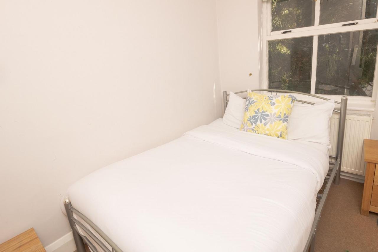 The Angel Place Hideaway - Fair 4Bdr House With Terrace Λονδίνο Εξωτερικό φωτογραφία