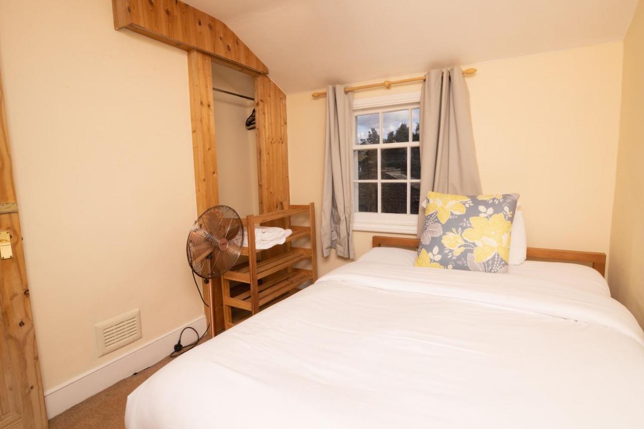 The Angel Place Hideaway - Fair 4Bdr House With Terrace Λονδίνο Εξωτερικό φωτογραφία
